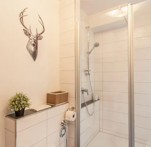 Wohnen Im Herzen Der Altstadt Moderne Innenstadt דירה